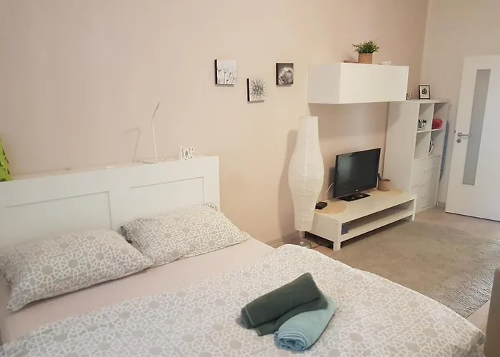 Kavi Apartments #2