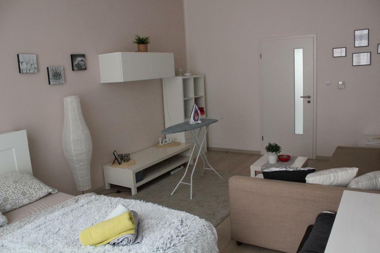 Kavi #2 Apartment *